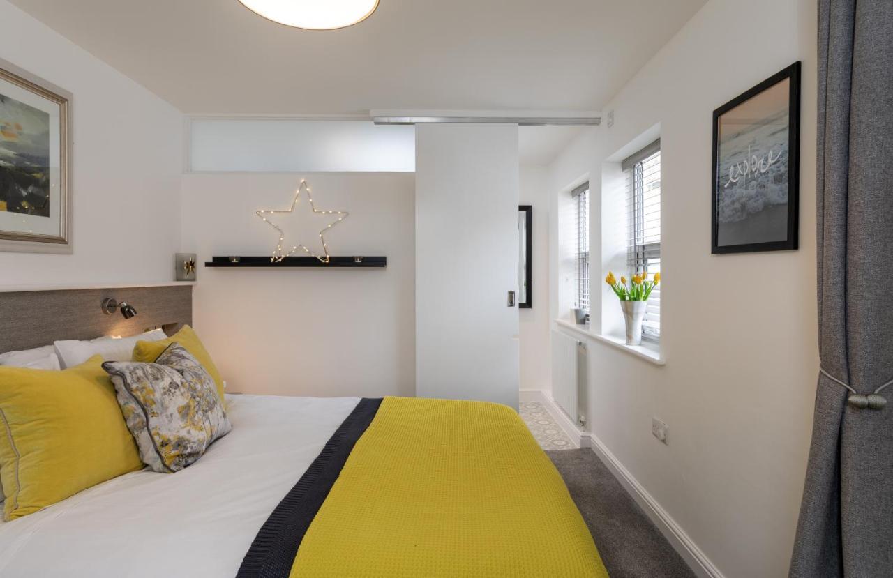 Bijou Romantic Retreat, Whitby Centre Экстерьер фото